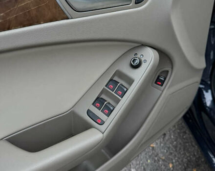 Синий Ауди А4, объемом двигателя 1.98 л и пробегом 175 тыс. км за 11000 $, фото 22 на Automoto.ua