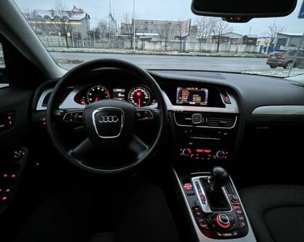 Синій Ауді А4, об'ємом двигуна 2 л та пробігом 202 тис. км за 10500 $, фото 1 на Automoto.ua