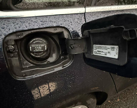 Синий Ауди А4, объемом двигателя 1.98 л и пробегом 175 тыс. км за 11000 $, фото 57 на Automoto.ua