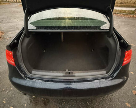 Синий Ауди А4, объемом двигателя 1.98 л и пробегом 175 тыс. км за 11000 $, фото 55 на Automoto.ua