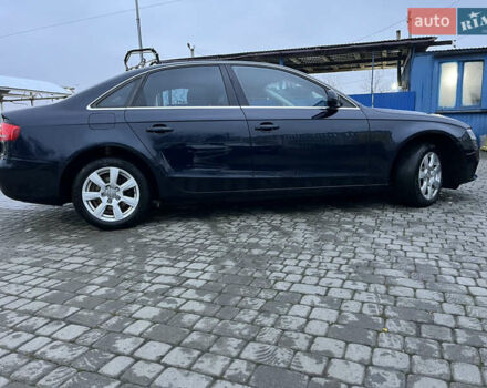 Синий Ауди А4, объемом двигателя 2 л и пробегом 202 тыс. км за 10500 $, фото 5 на Automoto.ua