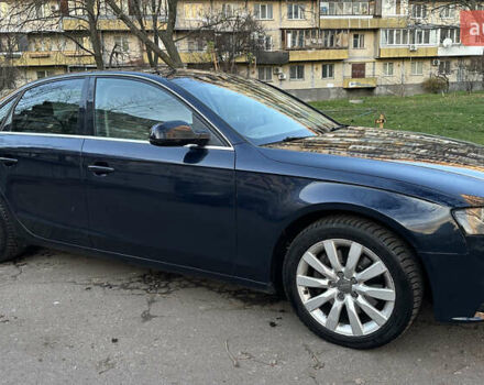 Синій Ауді А4, об'ємом двигуна 1.98 л та пробігом 225 тис. км за 10000 $, фото 2 на Automoto.ua