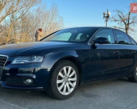Синій Ауді А4, об'ємом двигуна 1.98 л та пробігом 226 тис. км за 12500 $, фото 1 на Automoto.ua