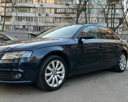 Синий Ауди А4, объемом двигателя 2 л и пробегом 25 тыс. км за 10000 $, фото 5 на Automoto.ua