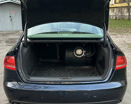 Синій Ауді А4, об'ємом двигуна 1.98 л та пробігом 225 тис. км за 10000 $, фото 12 на Automoto.ua