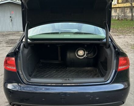 Синий Ауди А4, объемом двигателя 2 л и пробегом 25 тыс. км за 10000 $, фото 11 на Automoto.ua