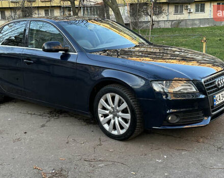 Синій Ауді А4, об'ємом двигуна 1.98 л та пробігом 225 тис. км за 10000 $, фото 1 на Automoto.ua