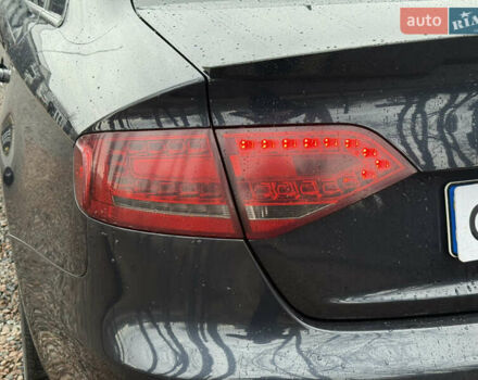 Синий Ауди А4, объемом двигателя 1.98 л и пробегом 284 тыс. км за 8900 $, фото 11 на Automoto.ua