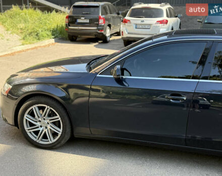 Синій Ауді А4, об'ємом двигуна 2 л та пробігом 252 тис. км за 9500 $, фото 1 на Automoto.ua