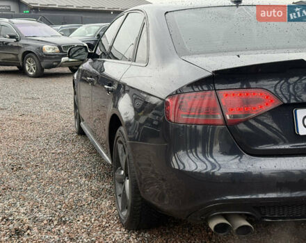 Синий Ауди А4, объемом двигателя 1.98 л и пробегом 284 тыс. км за 8900 $, фото 9 на Automoto.ua