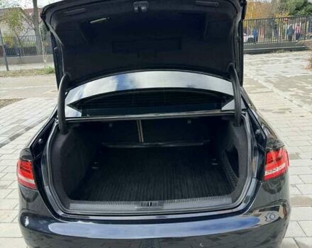 Синій Ауді А4, об'ємом двигуна 1.98 л та пробігом 195 тис. км за 10400 $, фото 10 на Automoto.ua