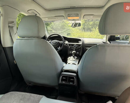 Синий Ауди А4, объемом двигателя 2 л и пробегом 300 тыс. км за 10000 $, фото 8 на Automoto.ua