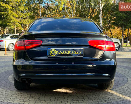 Ауді А4 2012 у Львові на Automoto.ua Синій Ауді А4, об'ємом двигуна 1.98 л та пробігом 196 тис. км за 11750 $, фото 5 на Automoto.ua