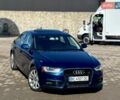 Синій Ауді А4, об'ємом двигуна 2 л та пробігом 206 тис. км за 9999 $, фото 1 на Automoto.ua