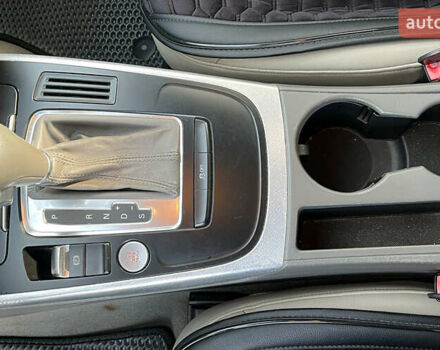 Синій Ауді А4, об'ємом двигуна 1.98 л та пробігом 246 тис. км за 10600 $, фото 14 на Automoto.ua