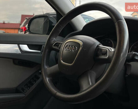 Синій Ауді А4, об'ємом двигуна 1.98 л та пробігом 246 тис. км за 10600 $, фото 15 на Automoto.ua