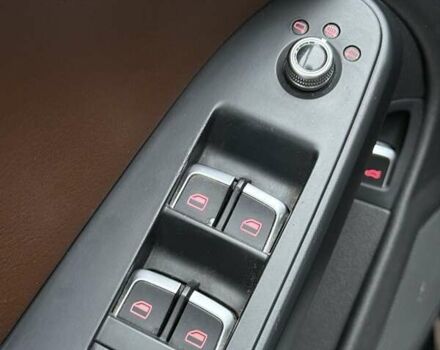 Синий Ауди А4, объемом двигателя 2 л и пробегом 182 тыс. км за 11500 $, фото 23 на Automoto.ua