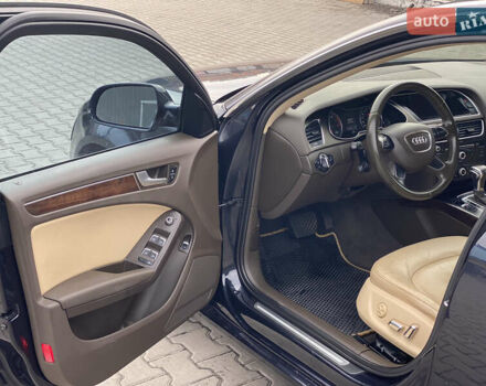 Синий Ауди А4, объемом двигателя 1.98 л и пробегом 125 тыс. км за 12100 $, фото 15 на Automoto.ua