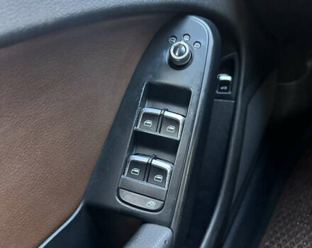 Ауді А4 2013 у Києві на Automoto.ua Синій Ауді А4, об'ємом двигуна 1.98 л та пробігом 200 тис. км за 10500 $, фото 22 на Automoto.ua