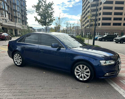 Ауді А4 2013 у Києві на Automoto.ua Синій Ауді А4, об'ємом двигуна 1.98 л та пробігом 200 тис. км за 10500 $, фото 1 на Automoto.ua