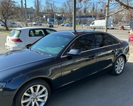 Синій Ауді А4, об'ємом двигуна 2 л та пробігом 233 тис. км за 10000 $, фото 2 на Automoto.ua