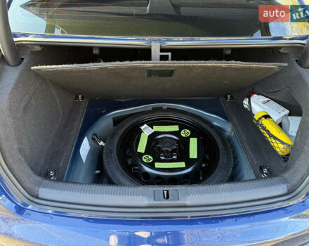 Ауді А4 2013 у Краматорске на Automoto.ua Синій Ауді А4, об'ємом двигуна 1.98 л та пробігом 260 тис. км за 12000 $, фото 18 на Automoto.ua