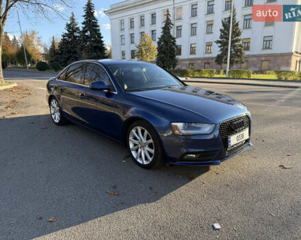Ауді А4 2013 у Краматорске на Automoto.ua Синій Ауді А4, об'ємом двигуна 1.98 л та пробігом 260 тис. км за 12000 $, фото 9 на Automoto.ua