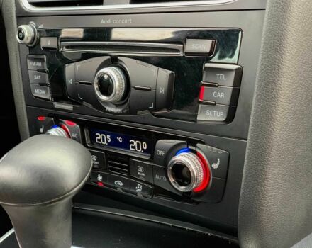 Синій Ауді А4, об'ємом двигуна 2 л та пробігом 179 тис. км за 12999 $, фото 17 на Automoto.ua