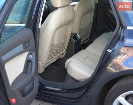 Синій Ауді А4, об'ємом двигуна 2 л та пробігом 195 тис. км за 12850 $, фото 13 на Automoto.ua