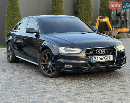 Синий Ауди А4, объемом двигателя 1.98 л и пробегом 136 тыс. км за 13650 $, фото 1 на Automoto.ua