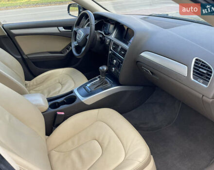 Синій Ауді А4, об'ємом двигуна 2 л та пробігом 195 тис. км за 12850 $, фото 4 на Automoto.ua