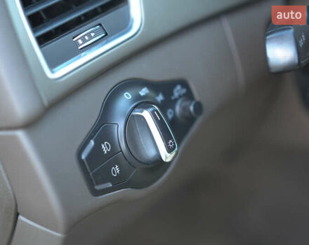 Синій Ауді А4, об'ємом двигуна 2 л та пробігом 195 тис. км за 12850 $, фото 20 на Automoto.ua