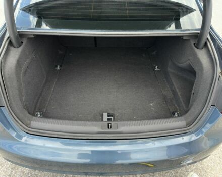 Синий Ауди А4, объемом двигателя 2 л и пробегом 222 тыс. км за 13700 $, фото 12 на Automoto.ua