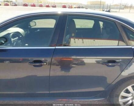 Синій Ауді А4, об'ємом двигуна 2 л та пробігом 70 тис. км за 8500 $, фото 8 на Automoto.ua