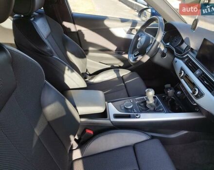 Синий Ауди А4, объемом двигателя 2 л и пробегом 140 тыс. км за 17800 $, фото 2 на Automoto.ua