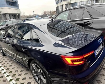 Синій Ауді А4, об'ємом двигуна 2 л та пробігом 166 тис. км за 22850 $, фото 4 на Automoto.ua
