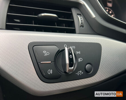 Синій Ауді А4, об'ємом двигуна 2 л та пробігом 163 тис. км за 17999 $, фото 25 на Automoto.ua