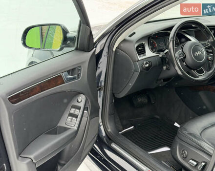 Синий Ауди А4, объемом двигателя 2 л и пробегом 134 тыс. км за 13400 $, фото 6 на Automoto.ua