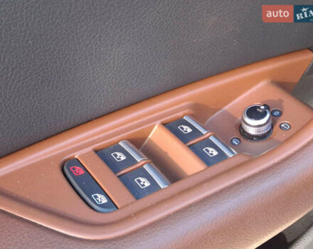 Синій Ауді А4, об'ємом двигуна 2 л та пробігом 205 тис. км за 16990 $, фото 16 на Automoto.ua