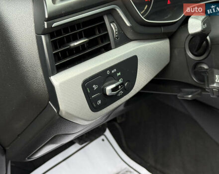 Синий Ауди А4, объемом двигателя 1.98 л и пробегом 251 тыс. км за 14299 $, фото 43 на Automoto.ua