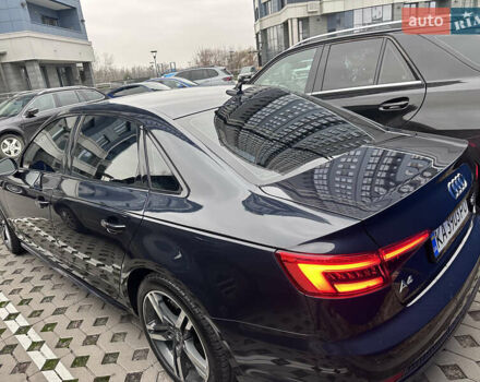 Синий Ауди А4, объемом двигателя 1.98 л и пробегом 166 тыс. км за 22850 $, фото 6 на Automoto.ua