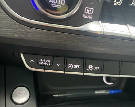 Ауді А4 2017 у Житомирі на Automoto.ua Синій Ауді А4, об'ємом двигуна 2 л та пробігом 145 тис. км за 15950 $, фото 37 на Automoto.ua