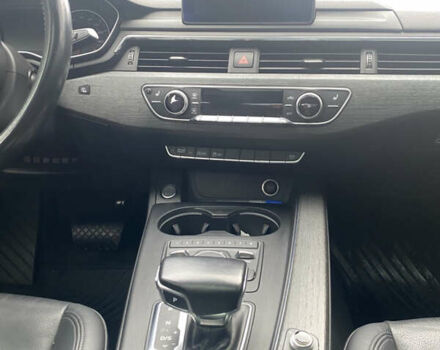 Ауді А4 2017 у Житомирі на Automoto.ua Синій Ауді А4, об'ємом двигуна 2 л та пробігом 145 тис. км за 15950 $, фото 28 на Automoto.ua