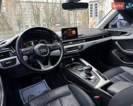 Синий Ауди А4, объемом двигателя 1.98 л и пробегом 251 тыс. км за 14299 $, фото 8 на Automoto.ua