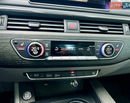 Синій Ауді А4, об'ємом двигуна 2 л та пробігом 71 тис. км за 22700 $, фото 28 на Automoto.ua