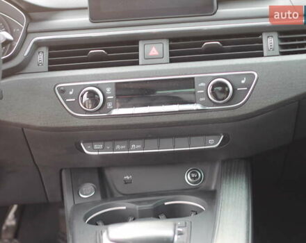 Ауді А4 2018 у Львові на Automoto.ua Синій Ауді А4, об'ємом двигуна 1.98 л та пробігом 150 тис. км за 16300 $, фото 37 на Automoto.ua