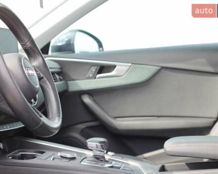 Ауді А4 2018 у Львові на Automoto.ua Синій Ауді А4, об'ємом двигуна 1.98 л та пробігом 150 тис. км за 16300 $, фото 32 на Automoto.ua