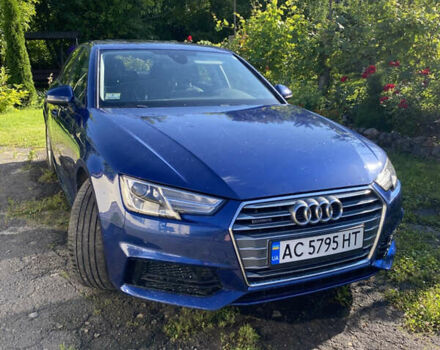 Синий Ауди А4, объемом двигателя 1.98 л и пробегом 120 тыс. км за 17800 $, фото 4 на Automoto.ua