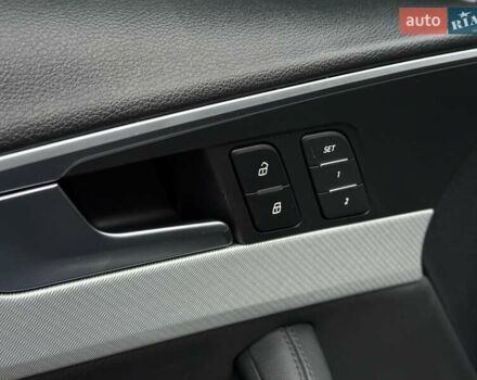 Ауді А4 2019 у Львові на Automoto.ua Синій Ауді А4, об'ємом двигуна 1.98 л та пробігом 193 тис. км за 16800 $, фото 26 на Automoto.ua