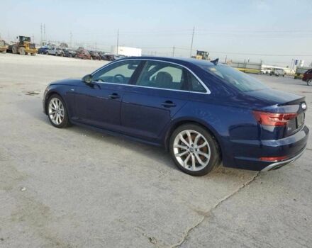 Синий Ауди А4, объемом двигателя 2 л и пробегом 61 тыс. км за 5000 $, фото 5 на Automoto.ua